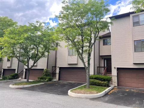 40 Chester Ln #40, Clarkstown, NY 10954
