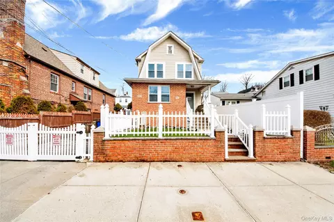 174 King Ave, Yonkers, NY 10704
