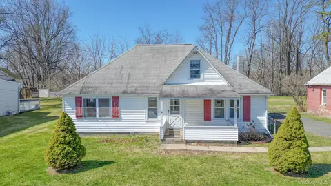 107 County Route 22, Minisink, NY 10933