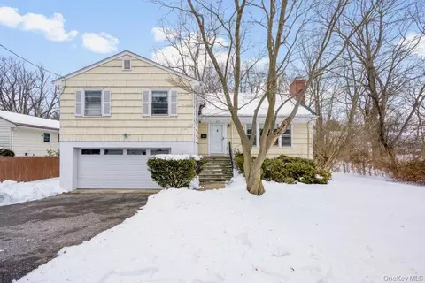 1015 Mamaroneck Ave, White Plains, NY 10605