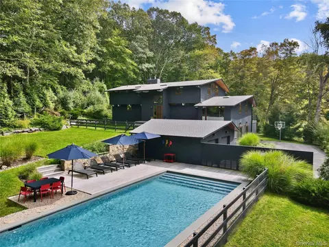 21 Black Spring Rd, Pound Ridge, NY 10576