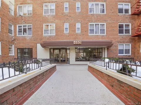 480 Riverdale Ave #4U, Yonkers, NY 10705