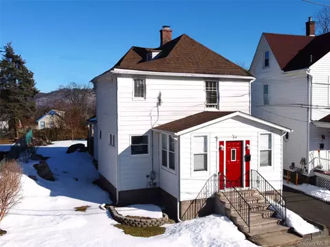 14 Lake St, Highlands, NY 10928