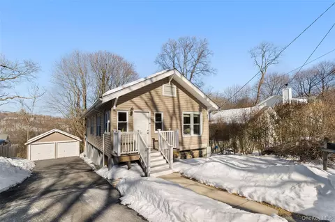 61 High St, Greenburgh, NY 10591