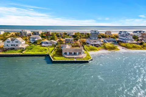 654 Dune Rd # A, Westhampton Beach, NY 11978