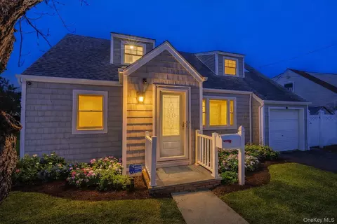 3451 3rd St, Oceanside, NY 11572