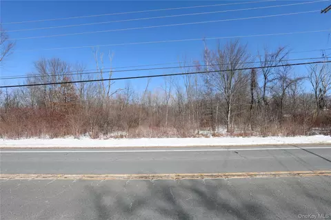 2410 State Route 300, Shawangunk, NY 12589