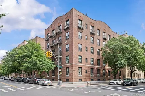 117 Seaman Ave #4C, New York, NY 10034