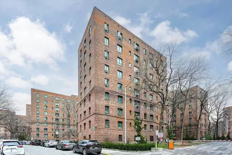 1503 Metropolitan Ave #5A, New York, NY 10462