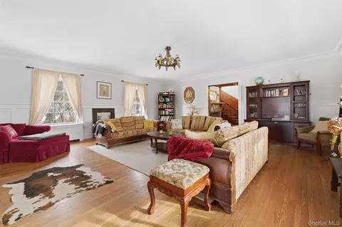 Living - 5 Trinity Pl, Cornwall, NY 12518 photo 4 of 7