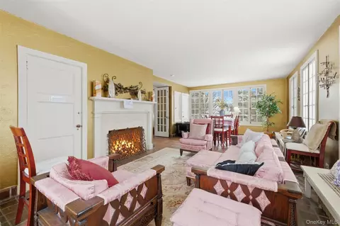 Living - 5 Trinity Pl, Cornwall, NY 12518 photo 7 of 7