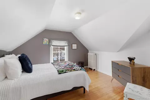 Bedroom - 5 Trinity Pl, Cornwall, NY 12518 photo 11 of 12