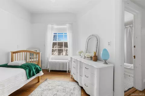 Bedroom - 5 Trinity Pl, Cornwall, NY 12518 photo 8 of 12