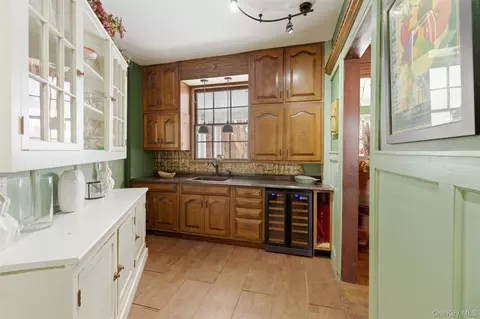 Kitchen - 5 Trinity Pl, Cornwall, NY 12518 photo 4 of 4