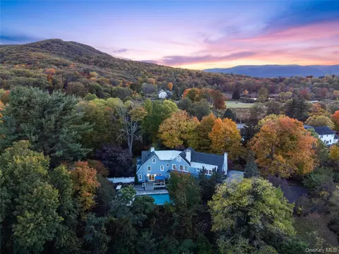 View/Area - 5 Trinity Pl, Cornwall, NY 12518 photo 1 of 4
