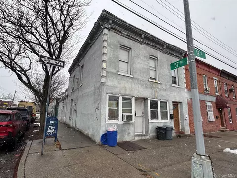 5755 58th St, New York, NY 11378