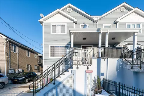 436 Beach 37th St, Far Rockaway, NY 11691
