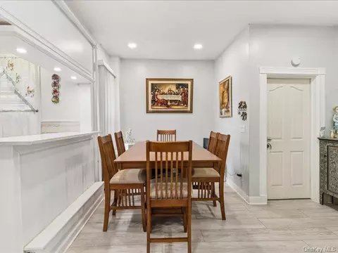Dining - 155 Linwood St, Brooklyn, NY 11208 photo 1 of 2