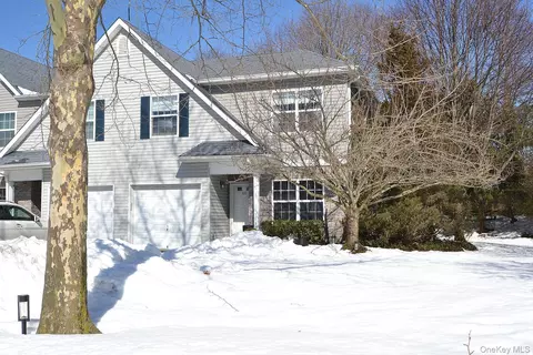 321 Medea Way, Central Islip, NY 11722