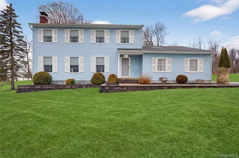 191 Forest Valley Rd, Pleasant Valley, NY 12569
