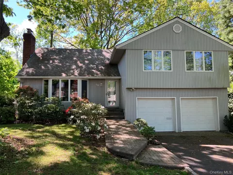 69 Bogart Ave, North Hempstead, NY 11050