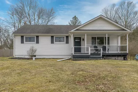 282 Stone School House Rd, Crawford, NY 12721