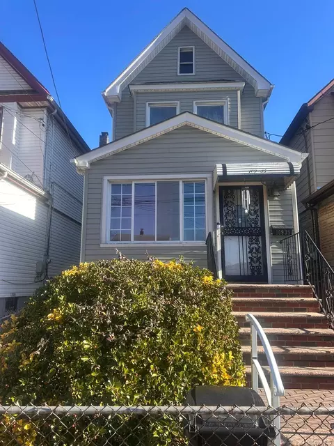 10935 122nd St, New York, NY 11420
