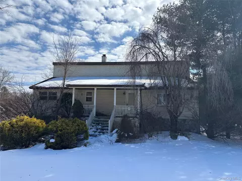 83 Smith Rd, La Grange, NY 12603