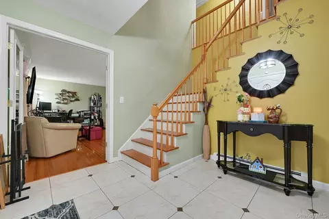 Undisclosed, Clarkstown, NY 10956