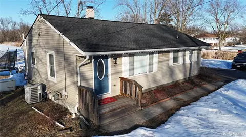 47 Kukuk Ln, Ulster, NY 12401