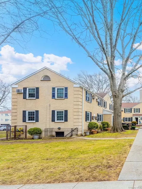 64-11 Springfield Blvd #B, Oakland Gardens, NY 11364