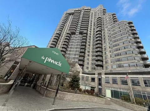 11201 Queens Blvd #18B, New York, NY 11375