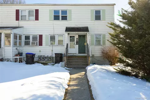 28 Vernon Ter, Poughkeepsie, NY 12601