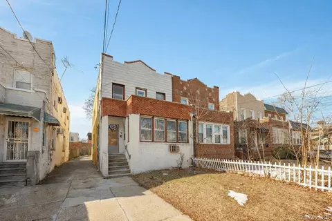 2335 Yates Ave, New York, NY 10469