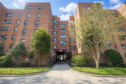 30 Fleetwood Ave #5G, Mount Vernon, NY 10552