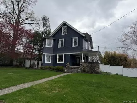 44 Merrit Ave, Washington, NY 12545