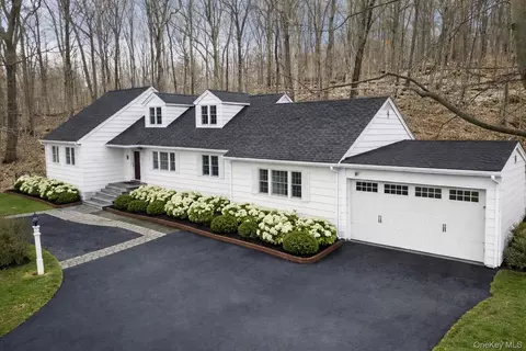 126 Croton Lake Rd, Katonah, NY 10536