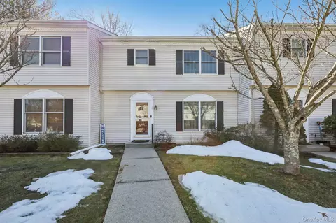 36 Lackawanna Trl, Ramapo, NY 10901
