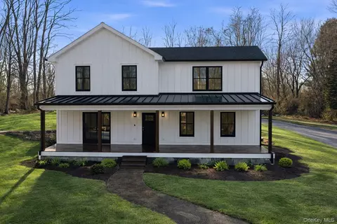 127 Brewster Hill Rd, Southeast, NY 10509