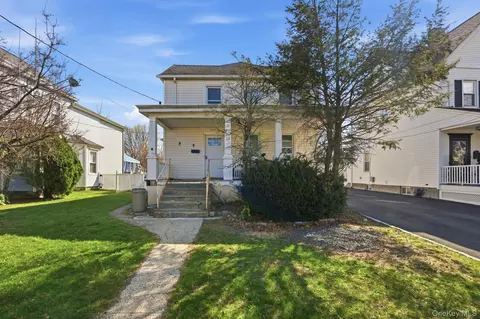 24 Highland Ave, Eastchester, NY 10709