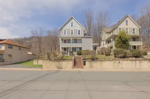 44 Wayne Ave, Ramapo, NY 10901