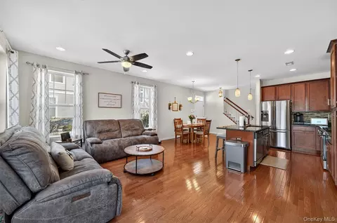 Other - 131 Meadow View Dr, Middletown, NY 10940 photo 5 of 14