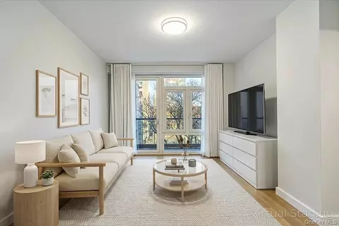 2809 39th Ave #4C, New York, NY 11101