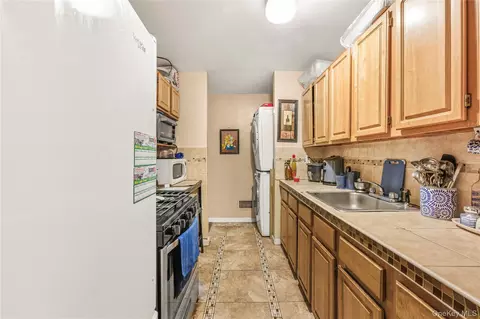 Kitchen - 592 Beech Ter, New York, NY 10454 photo 2 of 2