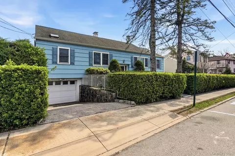 925 Halstead Ave, Mamaroneck, NY 10543