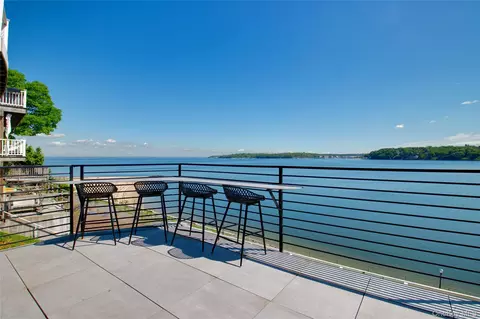 75-34 W Shore Rd #34, North Hempstead, NY 11050
