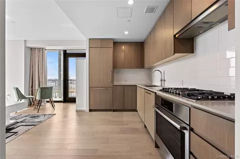 131-02 A 40th Rd #9H, New York, NY 11354