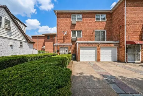 15307 79th Ave, Flushing, NY 11367