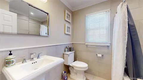 Bath - 386 Mill Rd, Westhampton, NY 11977 photo 3 of 4