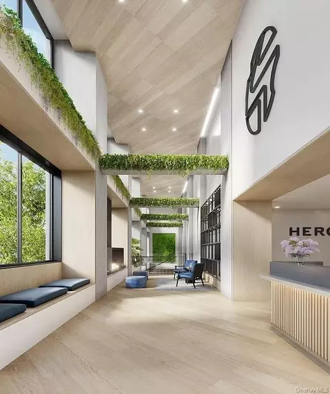 2416 Queens Plz S #18B, New York, NY 11101